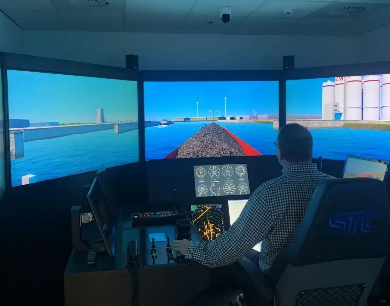 STC Next Simulatie voor opleiding Aspirant Schipper om het STC simulator - EU-kwalificatiecertificaat schipper te halen